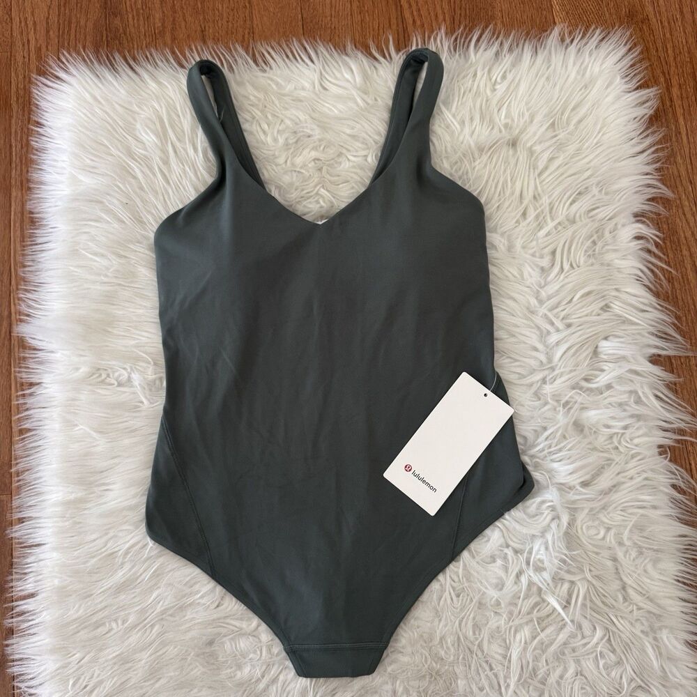 Lululemon Align Bodysuit Women’s 8 Dark Forest Green Padded A/B Cup Nulu NWT